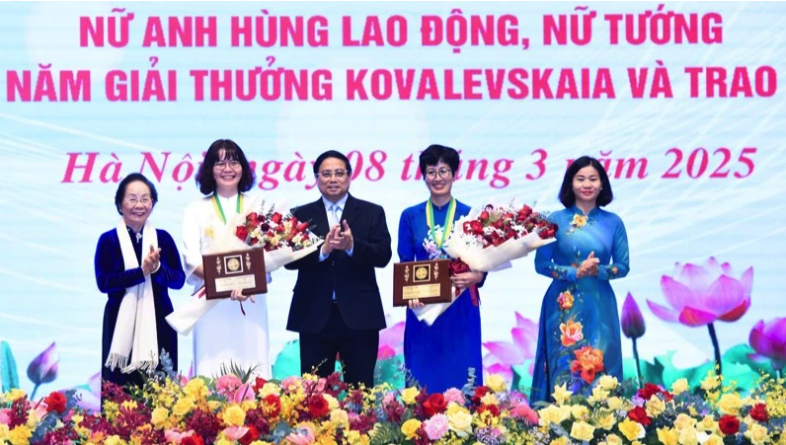 Thủ tướng gặp mặt các nữ Anh hùng, nhà khoa học nữ- Ảnh 6.