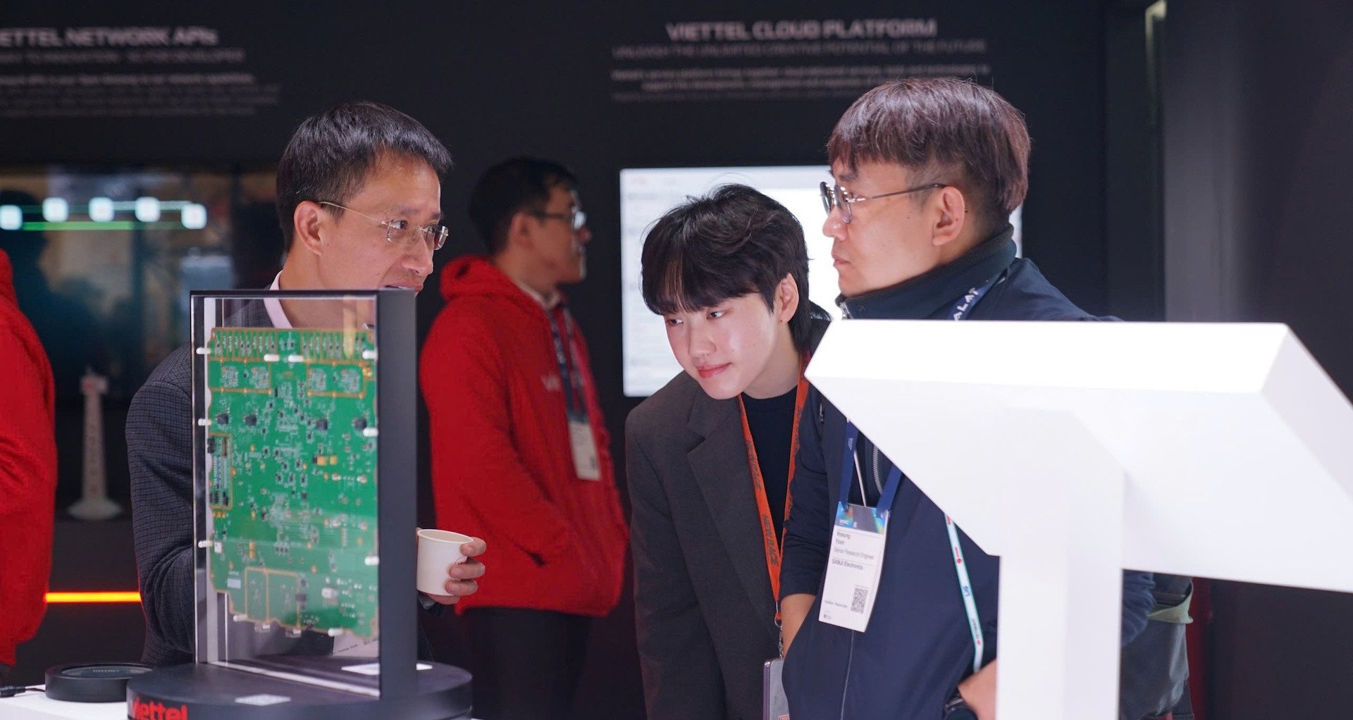 Otro chip fabricado en Vietnam en la exposición tecnológica más grande del mundo