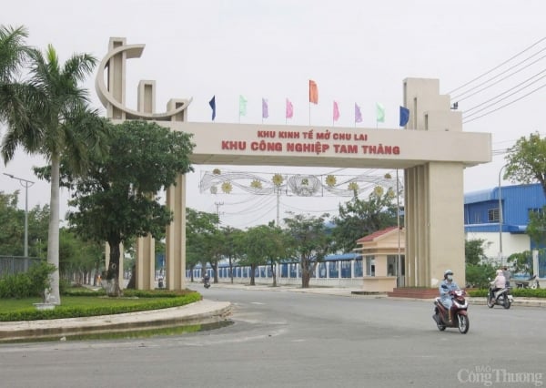 Quang Nam province calls for investment in industrial park infrastructure