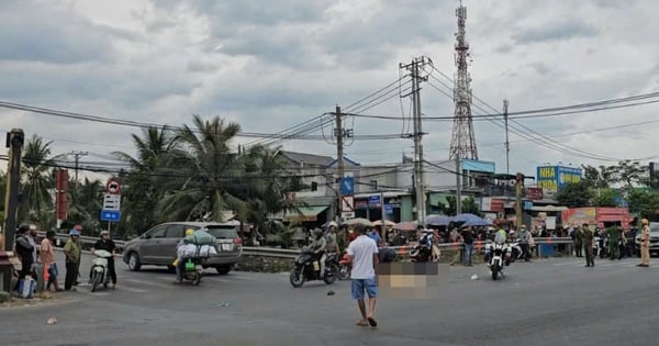 Grave accident de la circulation à une intersection à Binh Chanh