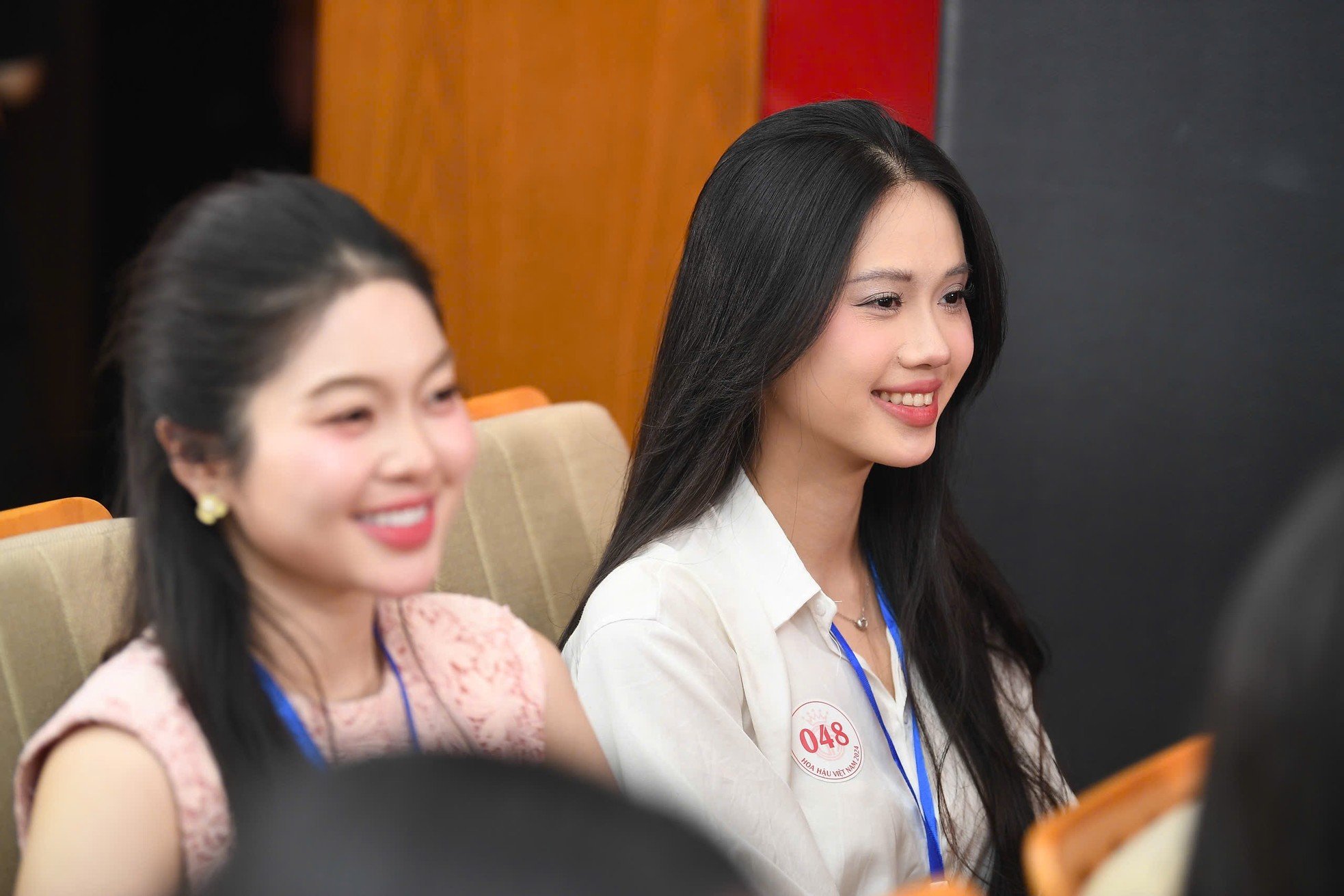 Nearly 100 girls are nervous before the results are announced at the Miss Vietnam Preliminary round photo 17