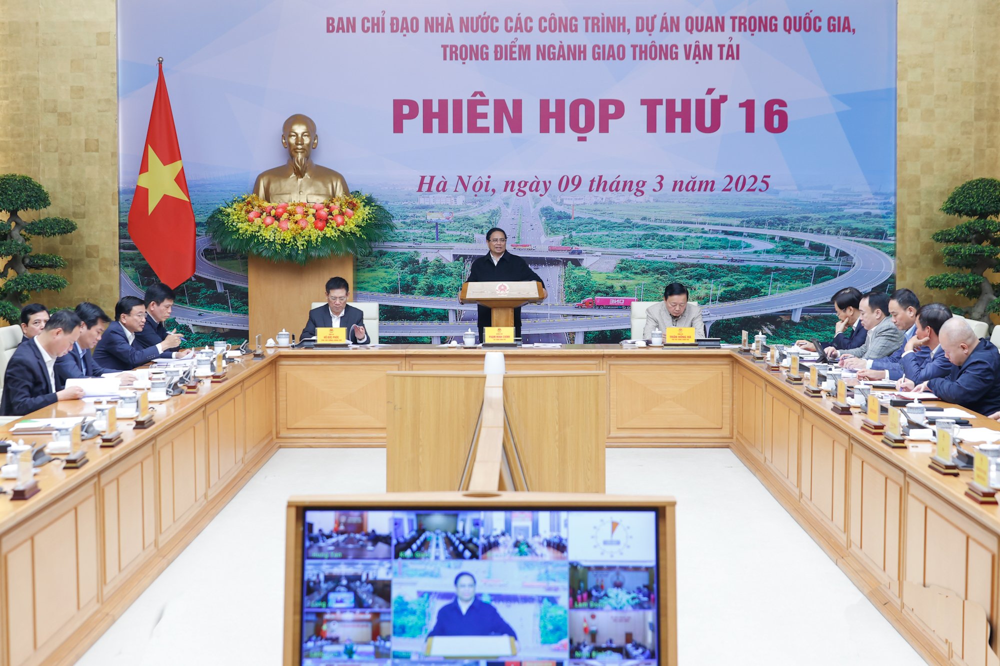 Thủ tướng: Chính phủ sẽ thu hồi lại vốn nếu không phân bổ trước 15-3- Ảnh 2.