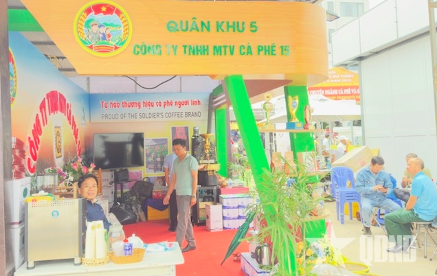 Đắk Lắk khai mạc Hội chợ triển lãm chuyên ngành cà phê và sản phẩm OCOP