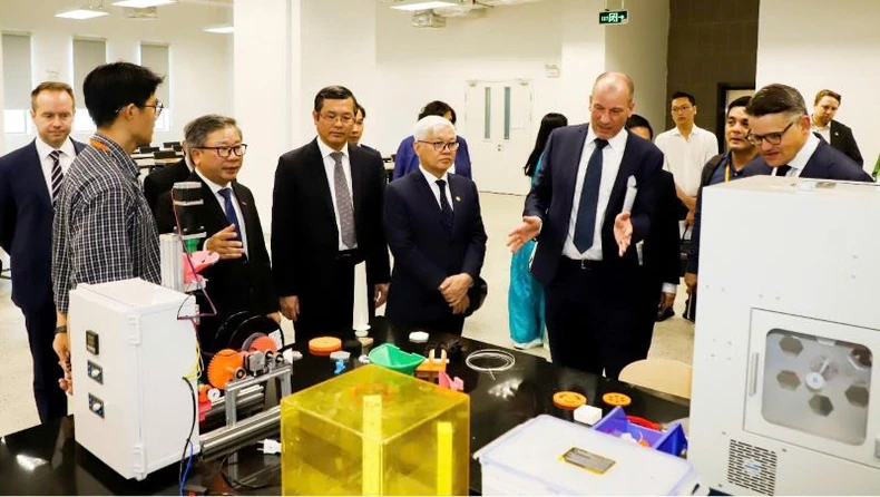 ベトナム・ドイツ大学が2024-2025年度の卒業式と開校式を開催しました（写真8）