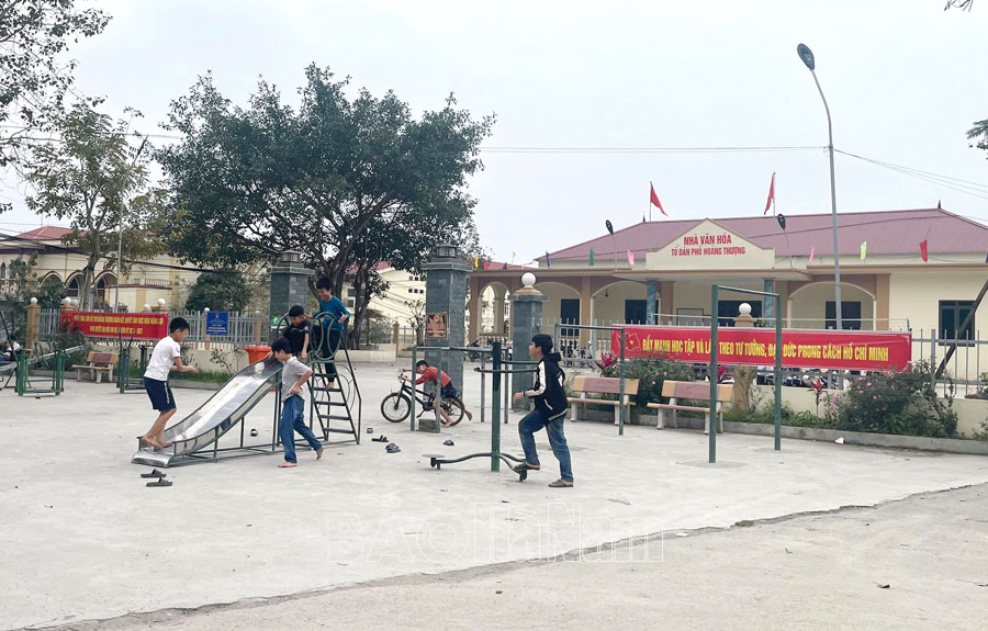 Hoang Dong focuses on improving the spiritual and cultural life of the people.