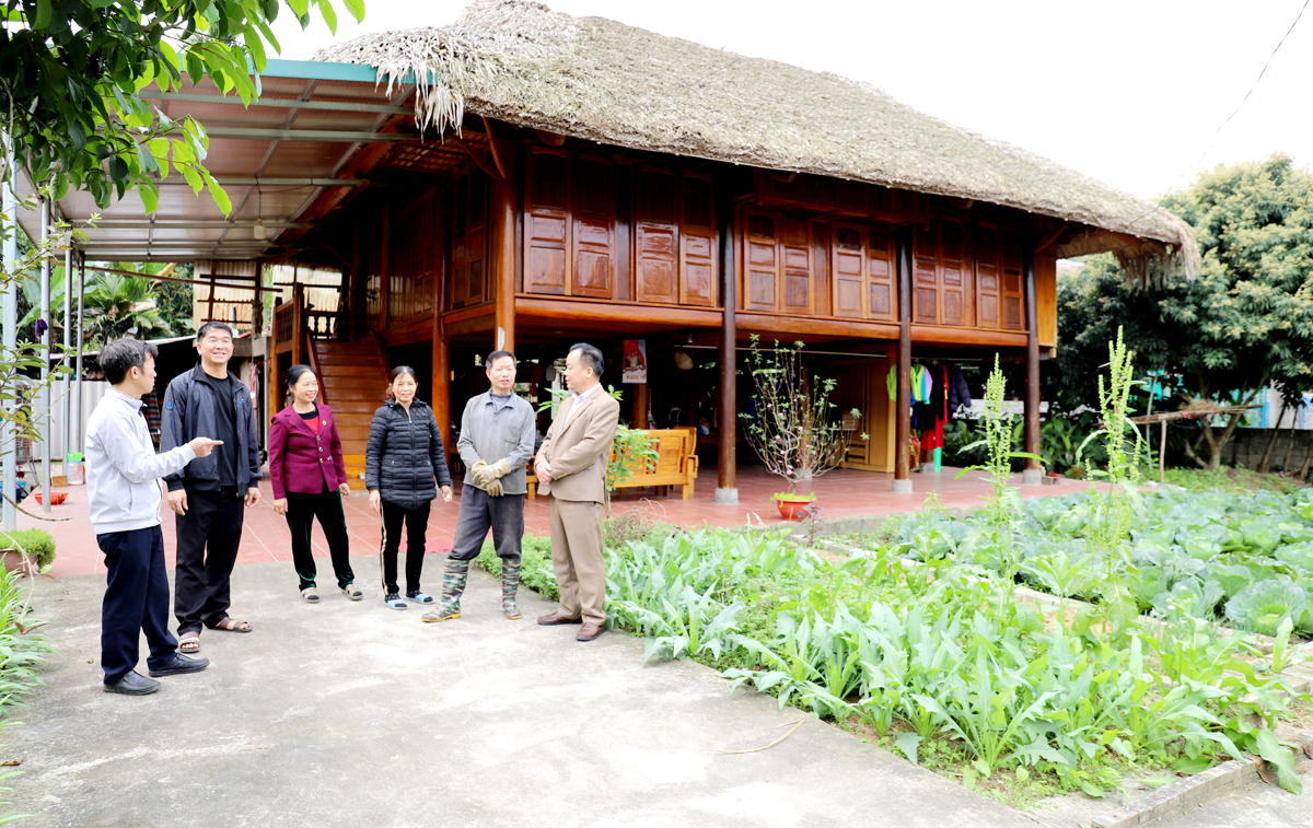 منزل السيدة هوانغ ثي دوان، قرية تشانغ، بلدية شوان جيانغ.   