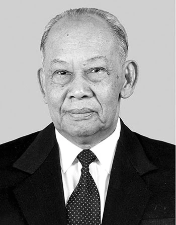 Laos : Décès du camarade Khamtay Siphandone (photo 1)