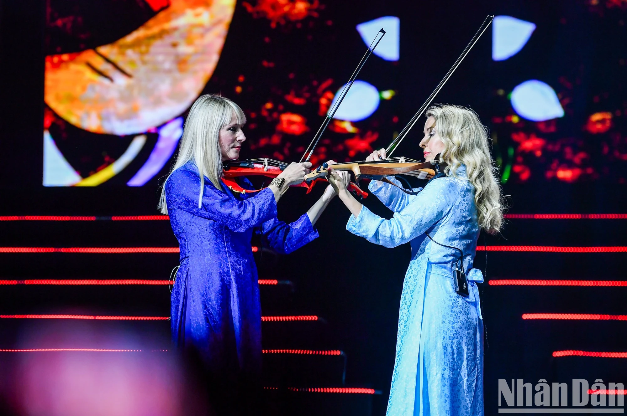 Bond Quartet enchants Vietnamese audiences with explosive performance photo 7