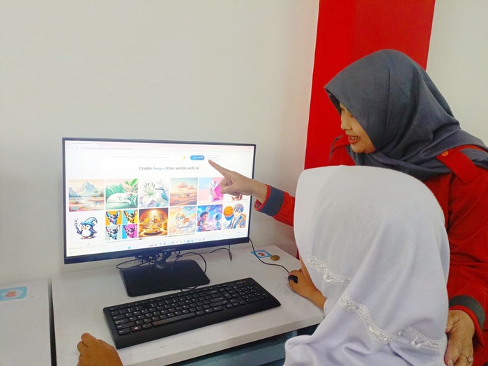 Cô giáo Nura Uma Annisa giúp học sinh khám phá các khái niệm STEM