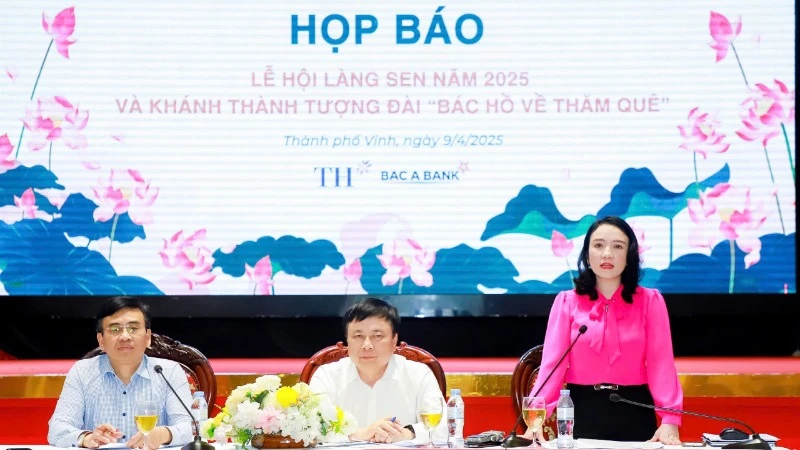 ប្រធានមន្ទីរវប្បធម៌ កីឡា និងទេសចរណ៍ខេត្ត Nghe An លោក Tran Thi My Hanh បានជូនដំណឹងអំពីការត្រៀមរៀបចំ និងសកម្មភាពពិធីបុណ្យភូមិ Sen ឆ្នាំ 2025។