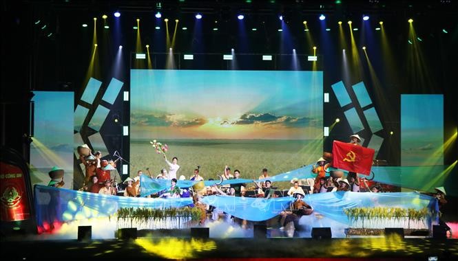 Tiết mục dự thi của Đoàn nghệ thuật quần chúng Công an thành phố Huế.