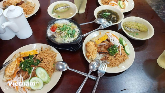 vnp-am-thuc-sai-gon.jpg
