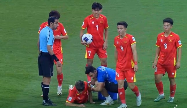 Trực tiếp U17 Việt Nam vs U17 UAE 1-0 (Hết H1): U17 Việt Nam mở tỷ số ảnh 2