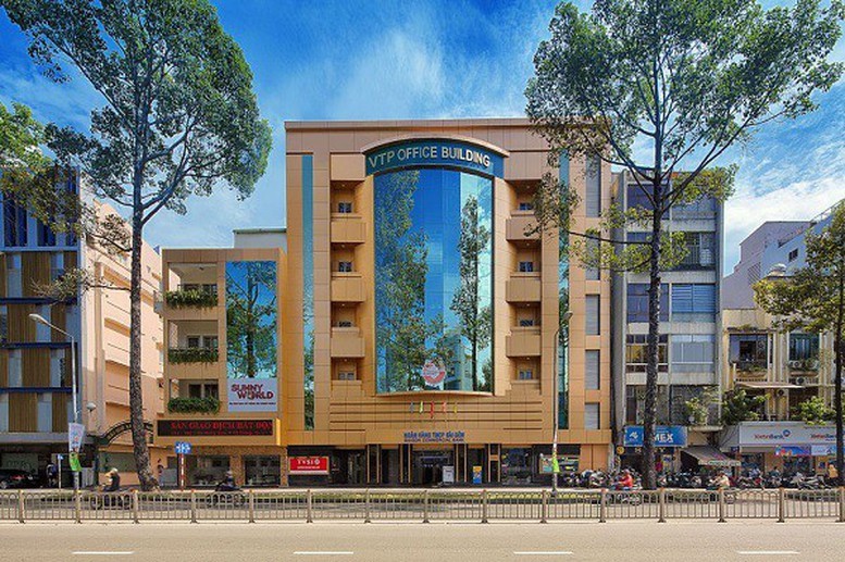 Van Thinh Phat Group Building on Tran Hung Dao Street, District 1, HCMC.