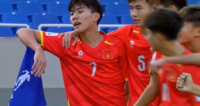 Trực tiếp U17 Việt Nam vs U17 UAE 1-0 (Hết H1): U17 Việt Nam mở tỷ số ảnh 9