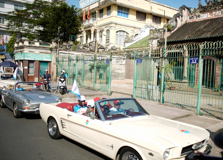 Dịp lễ 30-4 đến TP.HCM đi hàng loạt tour văn hóa lịch sử cực kỳ ý nghĩa, mới lạ - Ảnh 4.