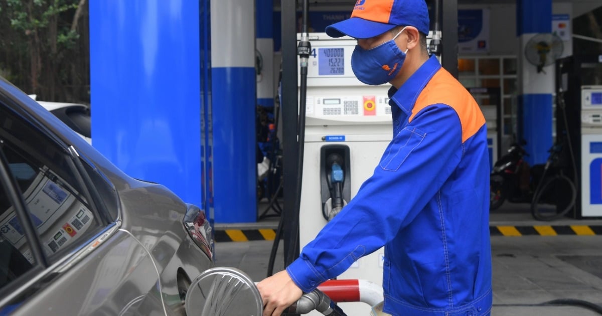 Giá xăng ngày mai tăng tiếp?