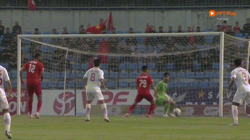 Live Hong Linh Ha Tinh gegen The Cong Viettel 0-1 (Ende von H1): The Cong Viettel eröffnet das Spielstandfoto 8