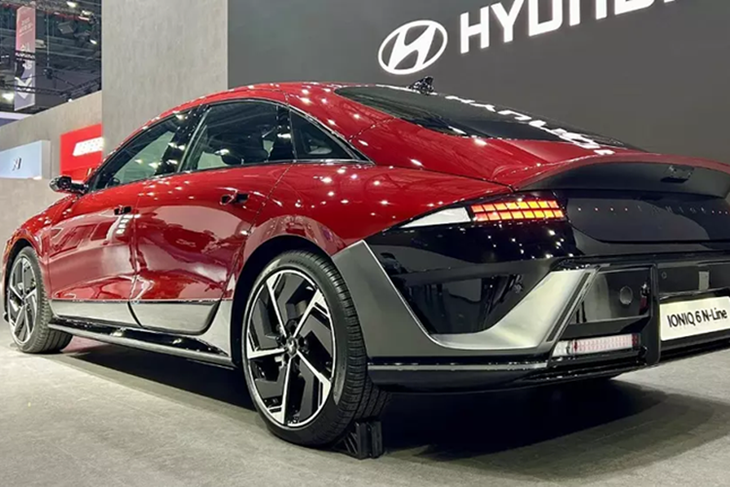 Chi tiet Hyundai Ioniq 6 moi the thao hon, tu 830 trieu dong-Hinh-11