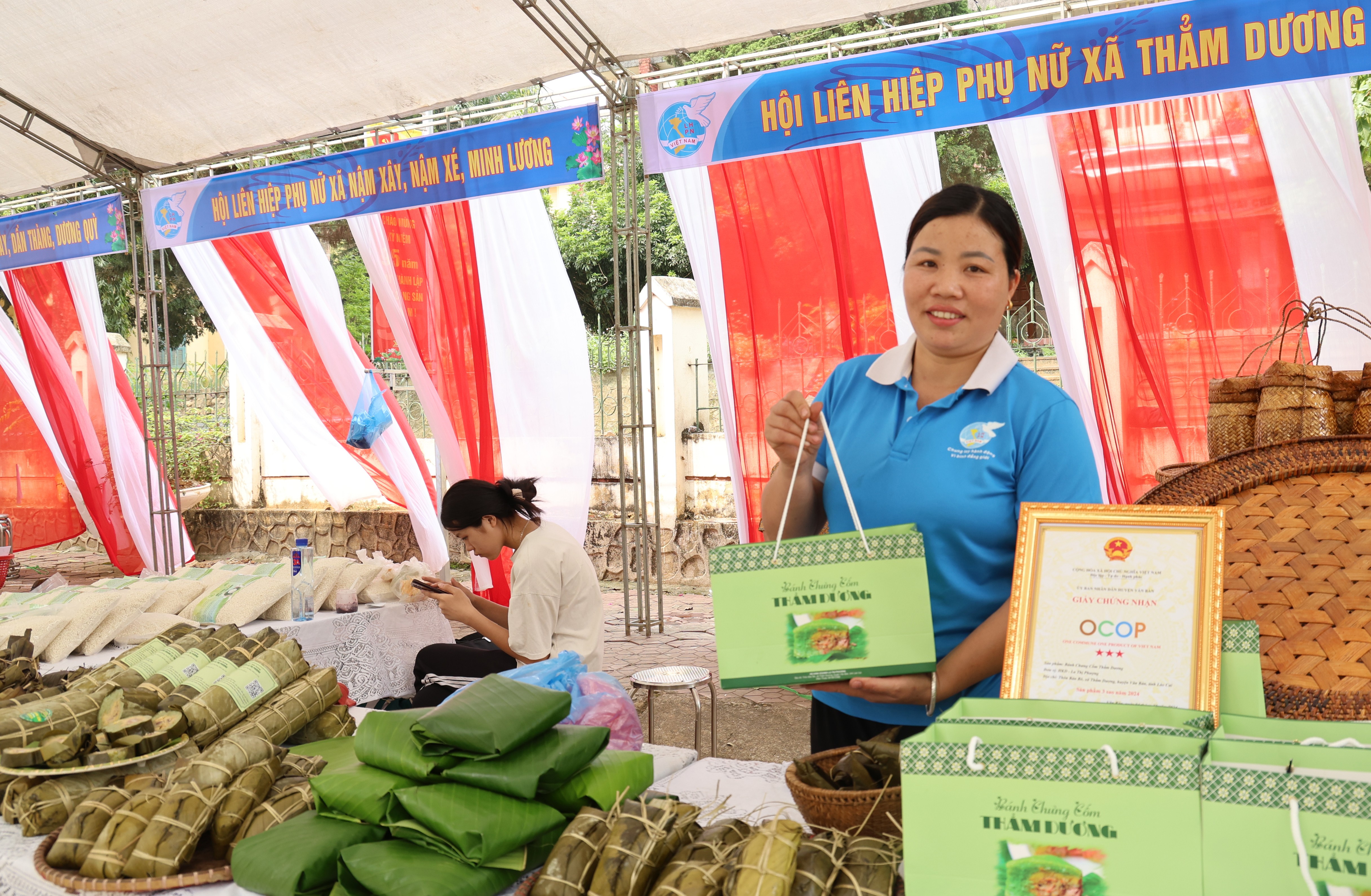 gao-nep-khau-tan-don-va-banh-chung-com.jpg