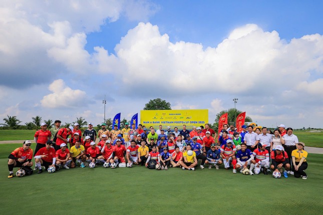 Nam A Bank Vietnam Footgolf Open ឆ្នាំ 2025 - ការប្រកួតកីឡាវាយកូនហ្គោលអន្តរជាតិលើកដំបូងដែលបានធ្វើឡើងនៅអាស៊ីអាគ្នេយ៍ រូបថត 1