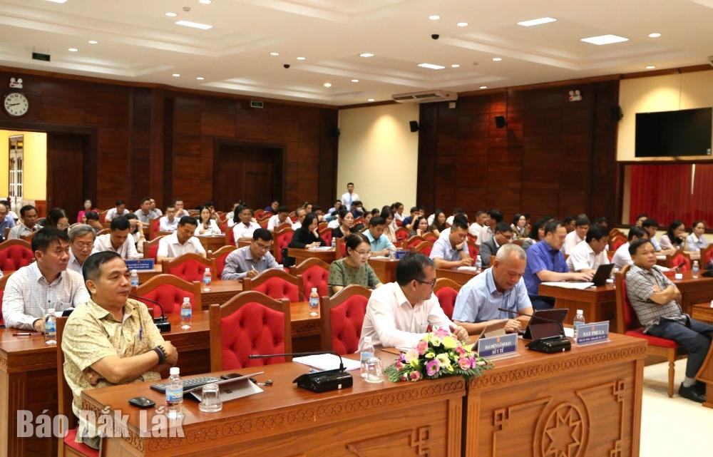 Quang cảnh hội nghị.