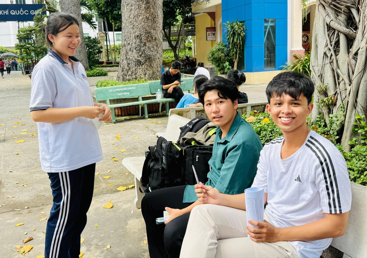 thi đại học - Ảnh 2.