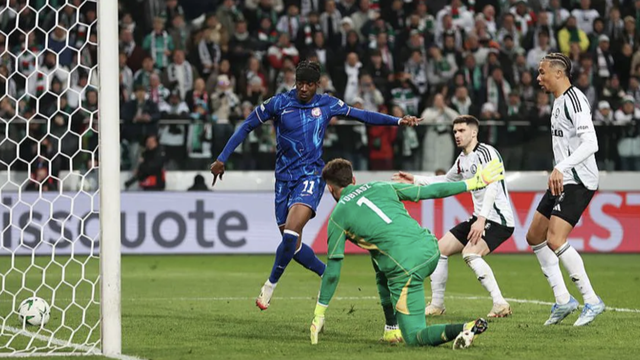 ការផ្ទុះឡើងទល់នឹង Legia Warsaw Chelsea បានឈានដល់សំបុត្រពាក់កណ្តាលផ្តាច់ព្រ័ត្រ Conference League - រូបថតទី 5 ។