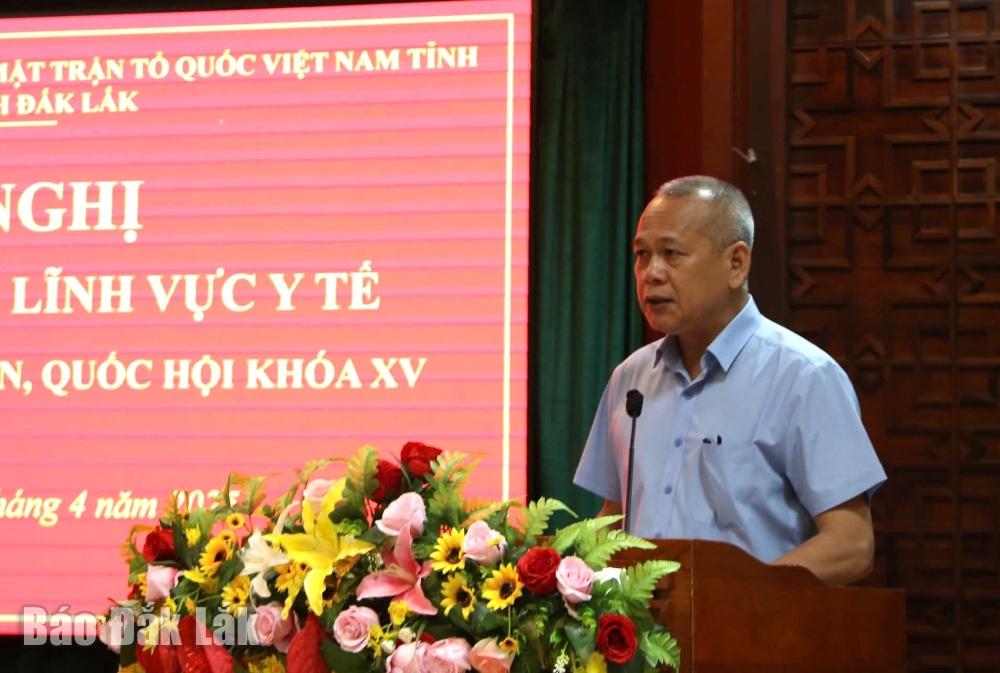 Giám đốc Sở Y tế Nay Phi La trả lời, làm rõ thêm một số nội dung tại hội nghị.