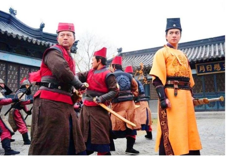 Far away from the King Can Long, he returned to the Qing Dynasty to ask for a reward 'la'-Picture-7