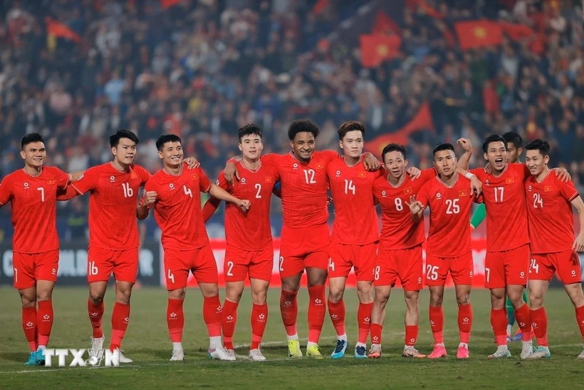 L'équipe du Vietnam a fait un bond dans le classement de la FIFA. Photo : VNA