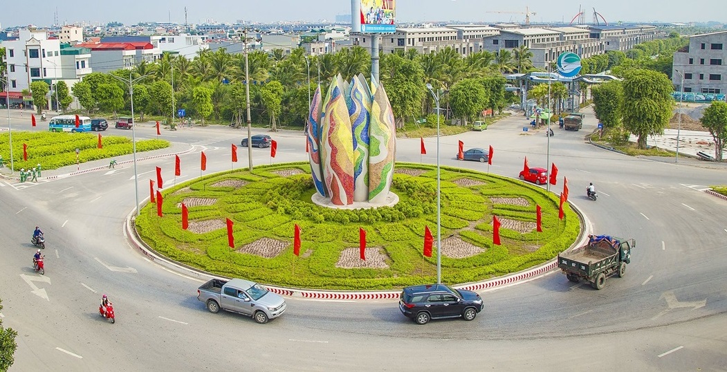 La ville de Hai Duong compte 14 projets d'investissement public utilisant des capitaux budgétaires pour suspendre l'organisation de la structure organisationnelle.
