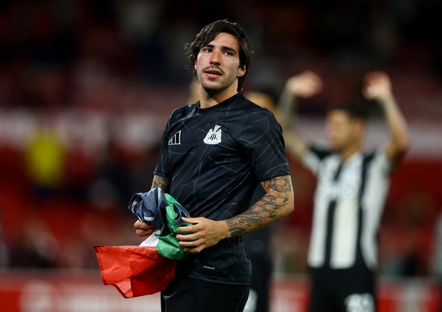 Le « roi des paris » Sandro Tonali revient, Newcastle bat Nottingham Forest en Coupe de la Ligue - Photo 8.