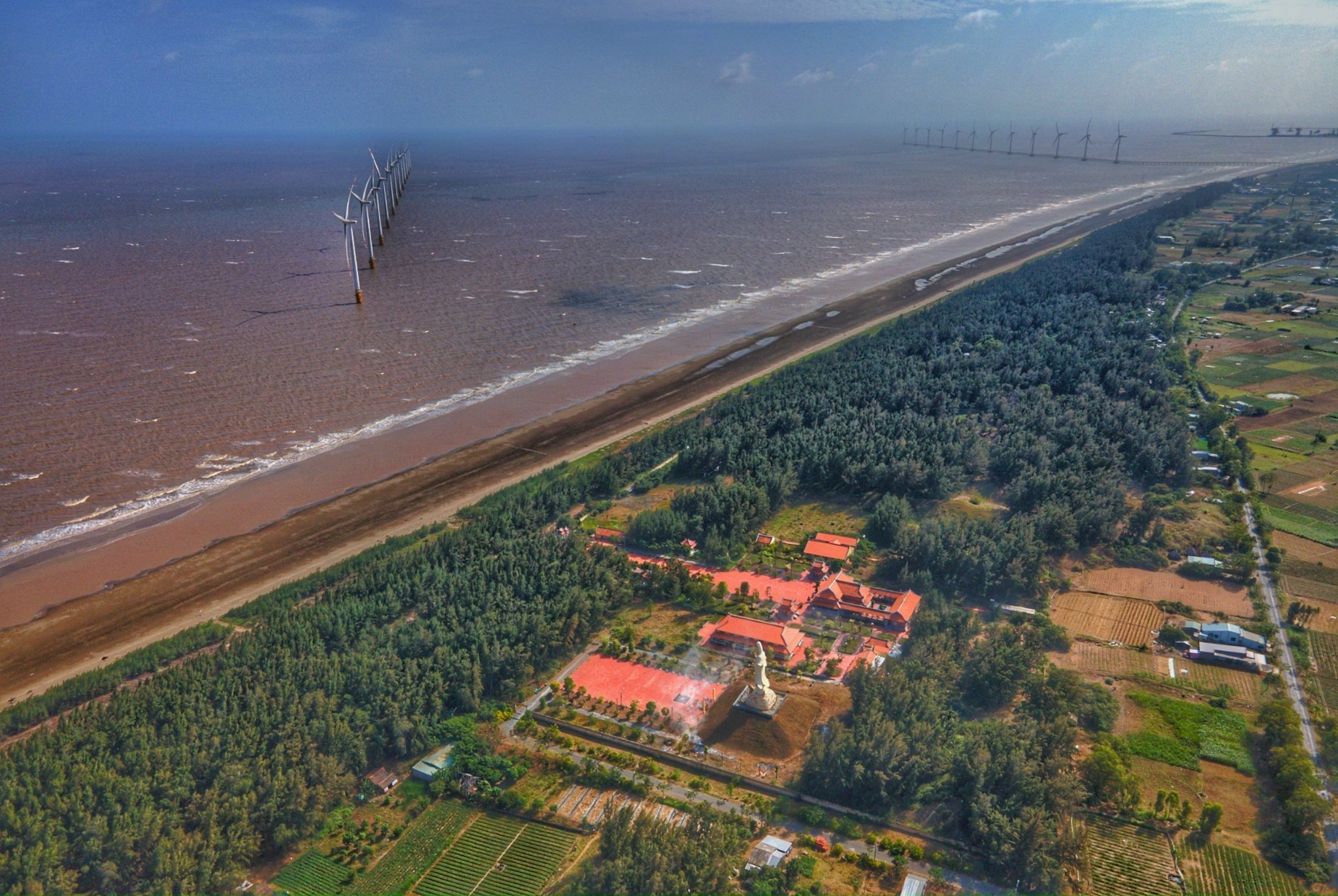 Le projet de corridor côtier traversera la ville de Duyen Hai, province de Tra Vinh. Source : Centre d'information de la ville de Duyen Hai