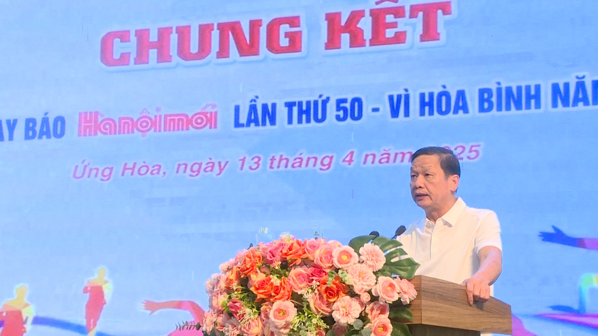 the-run-hnm-huyen-ung-hoa6.jpg