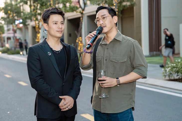 Mỹ Uyên, Hứa Vĩ Văn, Diệu Nhi ủng hộ Hữu Thanh Tùng theo đuổi hội họa - Ảnh 2.