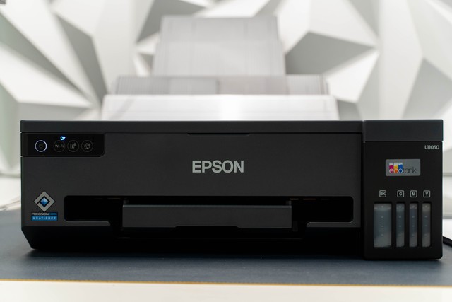 Trải nghiệm máy in Epson EcoTank L11050: tiện dụng, phù hợp cho cá nhân và doanh nghiệp - Ảnh 1.