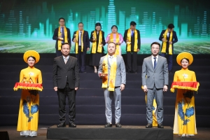 Văn phòng phẩm Hồng Hà tiếp tục lọt Top 100 Sao Vàng Đất Việt 2024