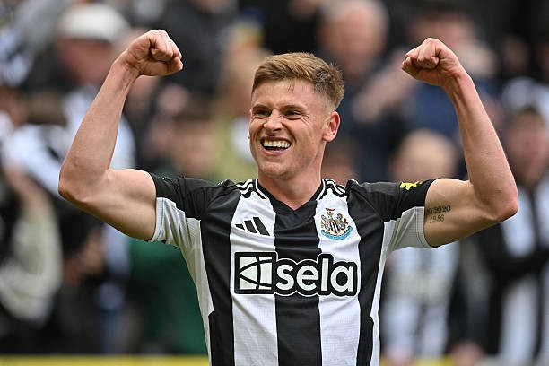 MU perdió sorprendentemente en Newcastle foto 17