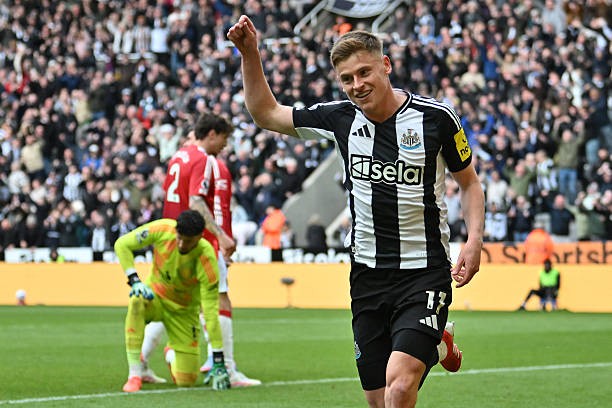 MU perdió sorprendentemente en Newcastle foto 16