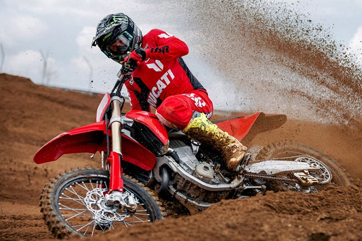 Nueva Ducati Desmo 450 MX: la Ducati New Desmo 450 MX -