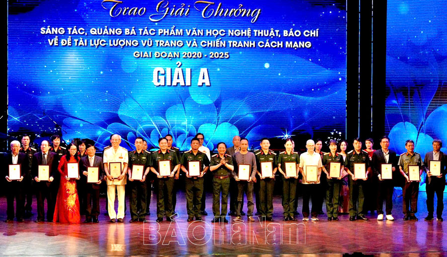 Hà Nam đoạt giải A và B Giải thưởng sáng tác quảng bá các tác phẩm VHNT báo chí về LLVT và chiến tranh cách mạng