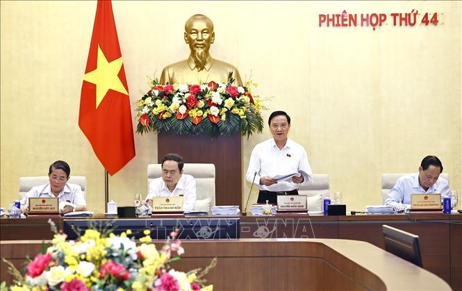 ក