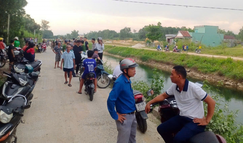 Suspected mother committed suicide with her young child in Phu Ninh main canal -0
