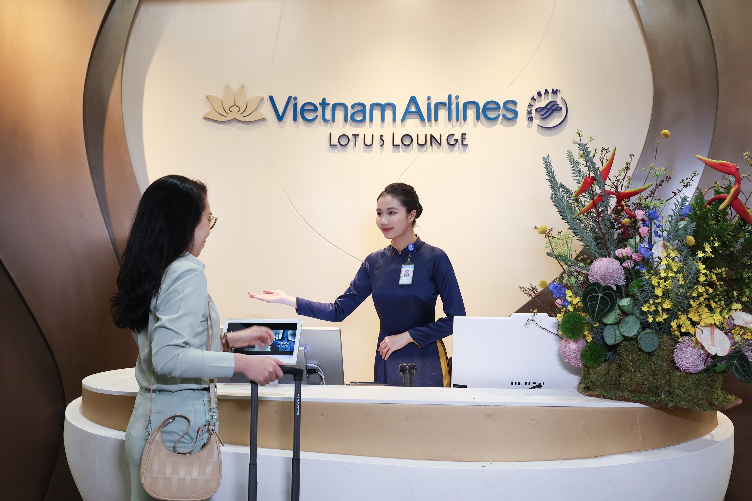 Những hành khách đầu tiên 'xông đất' nhà ga T3 hiện đại nhất Việt Nam  - Ảnh 11.