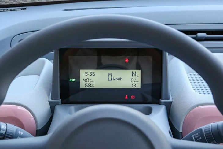 FAW Bestune Pony: un coche eléctrico de lujo de 96 millones de dongs para Vietnam - Imagen 7