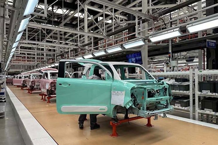 FAW Bestune Pony: un coche eléctrico supergenial de 96 millones de dongs para Vietnam - Imagen 10