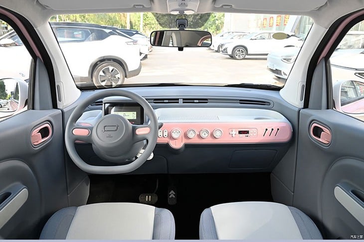 FAW Bestune Pony: un coche eléctrico supergenial de 96 millones de dongs para Vietnam - Imagen 6