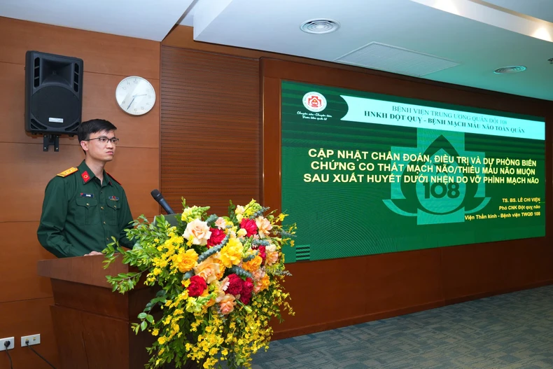 Dr. Nguyen Trong Tuyen discussing cerebral revascularization techniques.