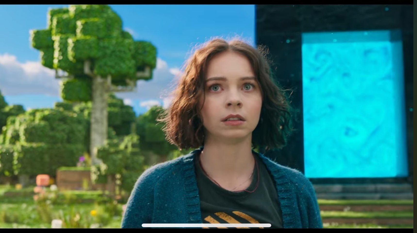 Emma Myers como Natalie